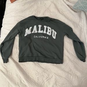 FRANCESCAS Malibu sweatshirt - gently worn - in great condition